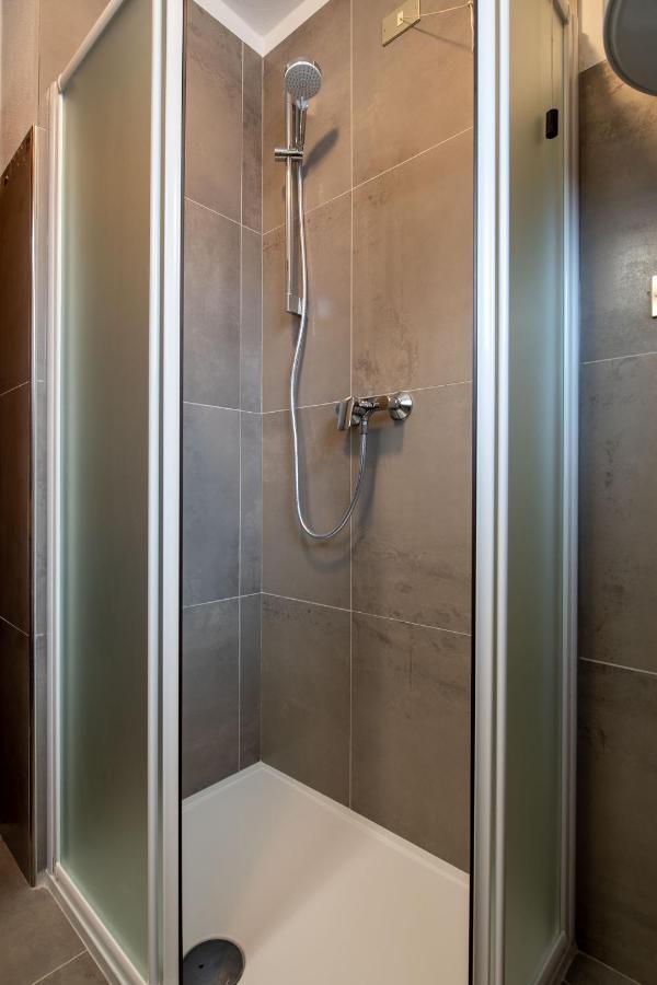 Apartment Madonna Di Campiglio Nd Bagian luar foto